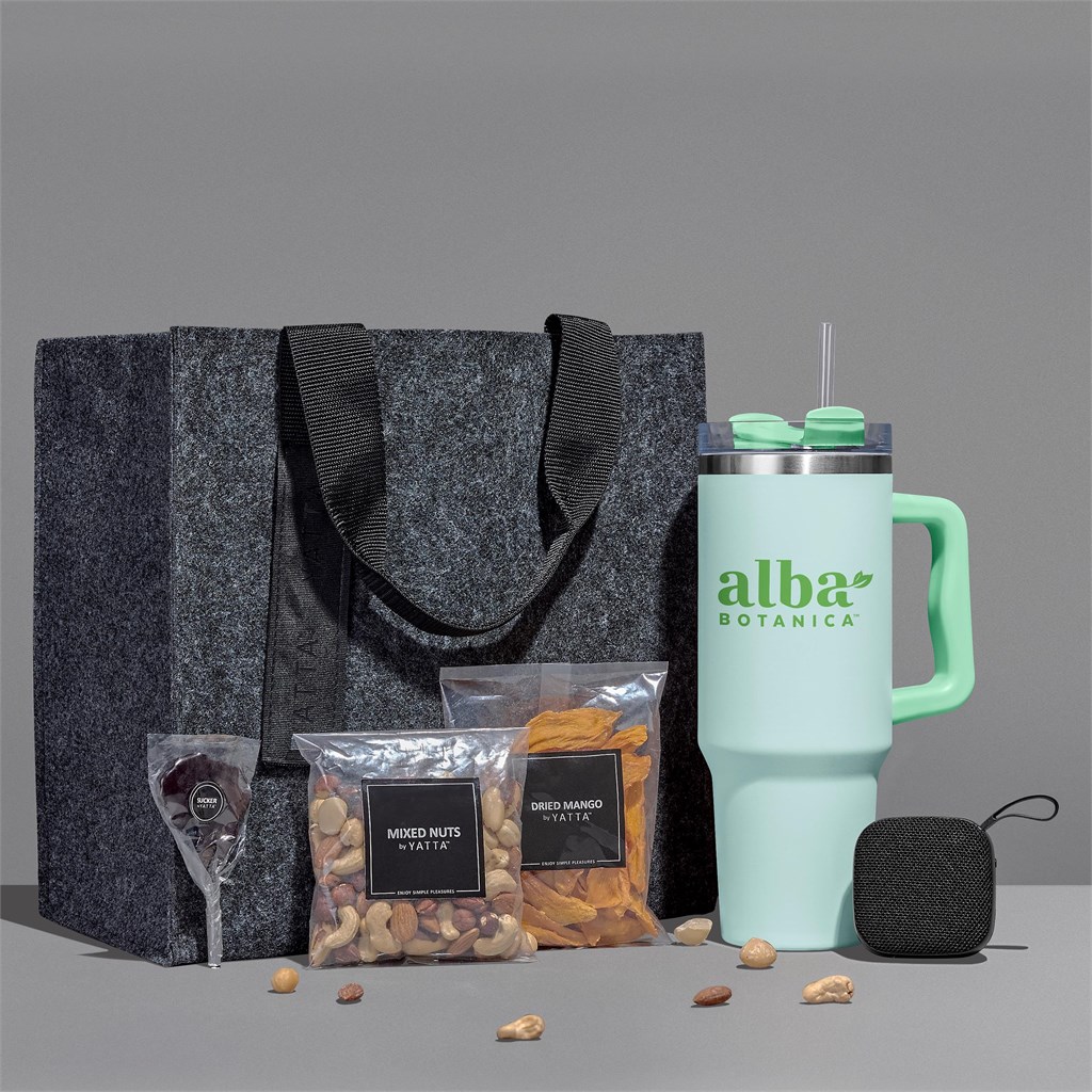 Yatta Graceful Goodies Hamper - Image 3